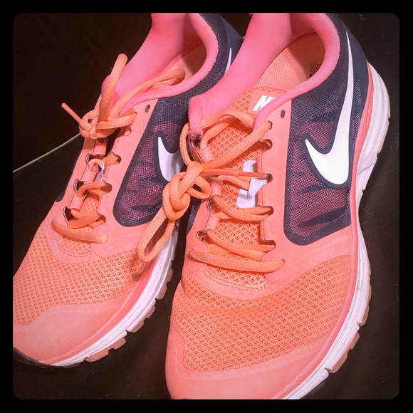 peach and grey nike shoes